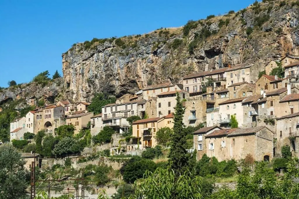 T 2 Dans Village Vacances 3 *** A Saint Geniez 2 Piscines Chauffee Pierrefiche  Frankrike